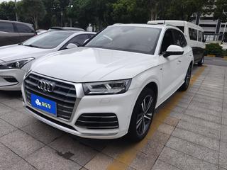 奥迪Q5L 45TFSI 2.0T 自动 尊享运动型 