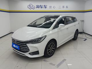 比亚迪宋MAX 1.5T 自动 智联精英型 