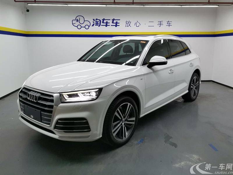 奥迪Q5L 40TFSI 2020款 2.0T 自动 改款荣享时尚型 (国Ⅵ) 