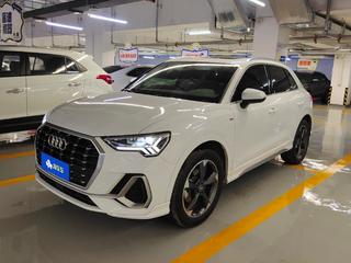 奥迪Q3 35TFSI 1.4T 自动 时尚动感型 