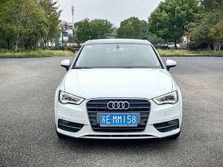 奥迪A3 35TFSI 1.4T 自动 舒适型Sportback 