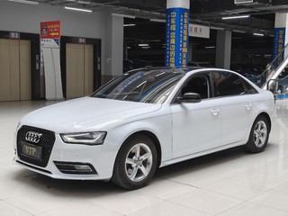 奥迪A4L 35TFSI 2.0T 自动 标准型 