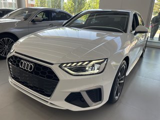 奥迪A4L 40TFSI 