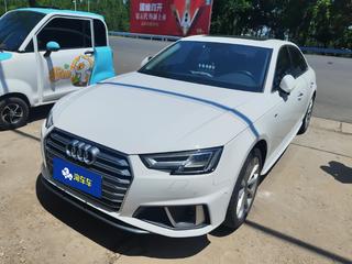 奥迪A4L 40TFSI 2.0T 自动 时尚型 