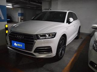 奥迪Q5L 45TFSI 2.0T 自动 尊享时尚型 