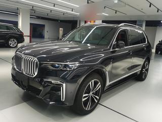 宝马X7 40i 3.0T 自动 尊享型M运动套装 