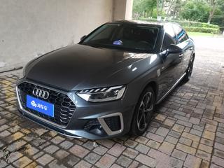 奥迪A4L 40TFSI 2.0T 自动 时尚动感型 