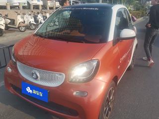 SmartForTwo 硬顶 1.0L 自动 激情版 