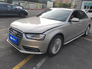 奥迪A4L 35TFSI 2.0T 自动 舒适型 