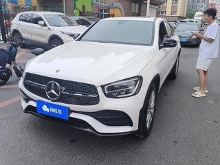 奔驰GLC级 GLC260 2.0T 自动 轿跑SUV 