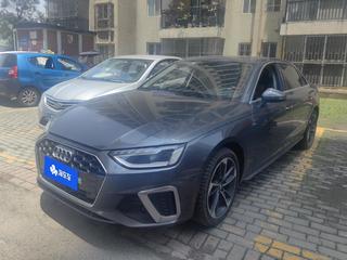 奥迪A4L 40TFSI 2.0T 自动 时尚动感型 