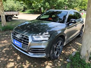 奥迪Q5L 40TFSI 2.0T 自动 改款荣享时尚型 