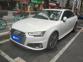 奥迪A4L 40TFSI 2.0T 自动 时尚型 