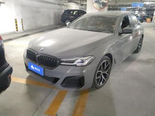 宝马5系 530i 2.0T 自动 风尚版M运动套装 