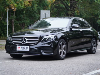 奔驰E级 E300L 2.0T 自动 运动时尚型 