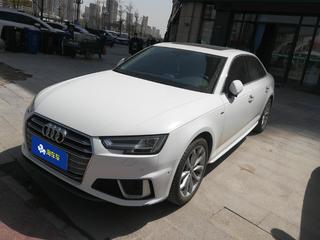 奥迪A4L 40TFSI 2.0T 自动 时尚型 