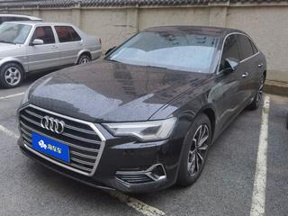 奥迪A6L 40TFSI 2.0T 自动 豪华致雅型 