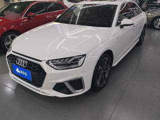 奥迪A4L 40TFSI 2.0T 自动 时尚动感型 