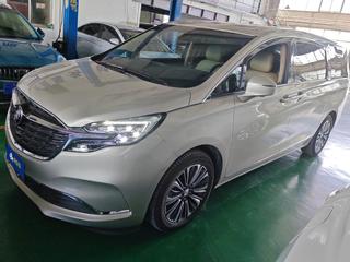 别克GL8 ES陆尊 2.0T 自动 653T旗舰型 