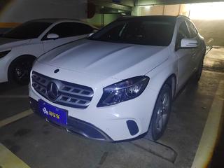 奔驰GLA 200 1.6T 自动 动感型 