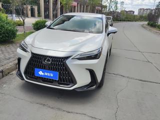 雷克萨斯NX 2.5L 