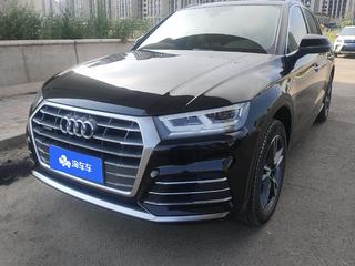 奥迪Q5L 40TFSI 2.0T 自动 荣享时尚型 