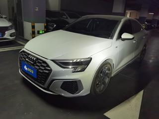 奥迪A3 L35TFSI 1.4T 自动 Limousine豪华运动型 