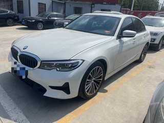 宝马3系 320i 2.0T 自动 运动套装 