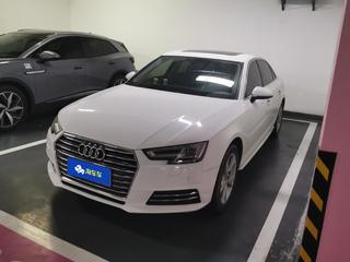 奥迪A4L 40TFSI 2.0T 自动 30周年进取型 