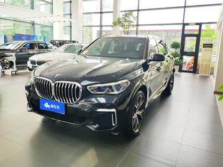 宝马X5 xDrive40Li 3.0T 自动 改款M运动套装 