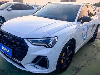 奥迪Q3 45TFSI 2.0T 自动 quattro时尚动感型 