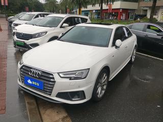 奥迪A4L 40TFSI 2.0T 自动 时尚型 