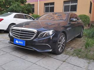 奔驰E级 E300L 2.0T 自动 豪华型 