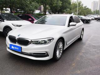 宝马5系 530Li 2.0T 自动 领先型M运动套装 