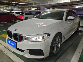 宝马5系 525Li 2.0T 自动 M运动套装 