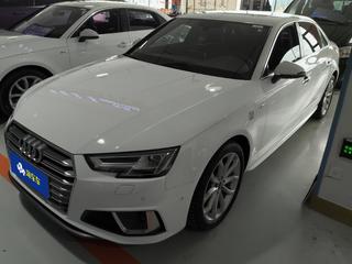 奥迪A4L 40TFSI 2.0T 自动 时尚型 