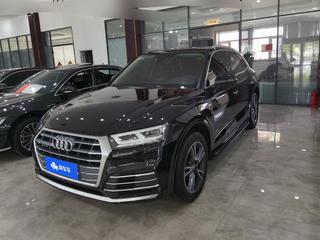 奥迪Q5L 40TFSI 2.0T 自动 改款荣享时尚型 