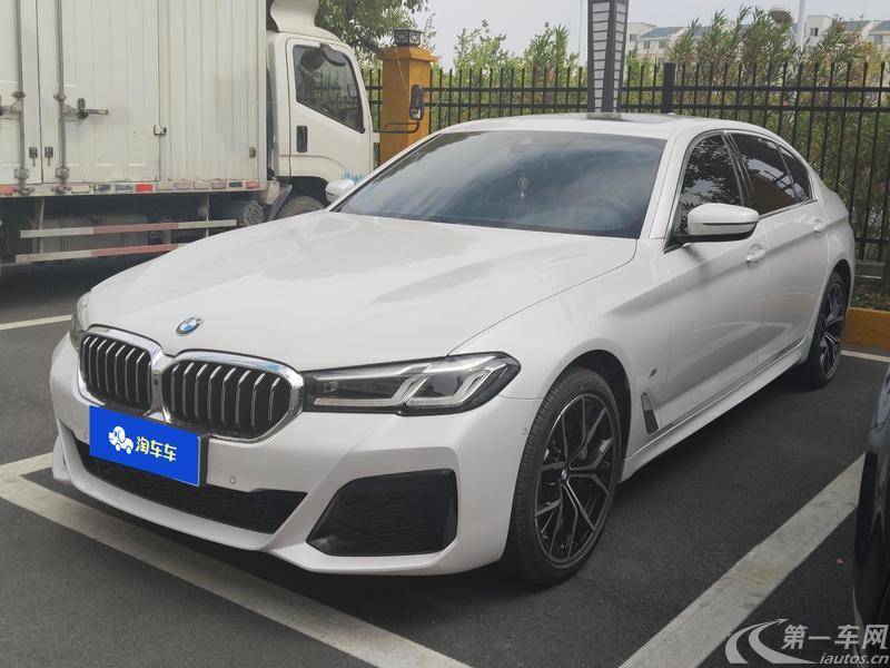 宝马5系 530Li 2022款 2.0T 自动 汽油 改款二尊享型M运动套装 (国Ⅵ) 