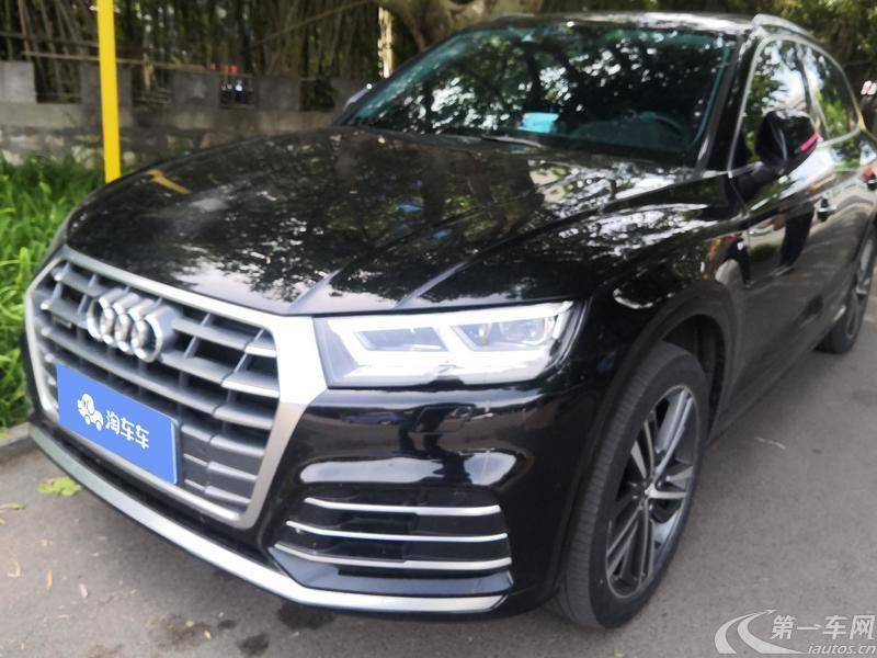 奥迪Q5L 40TFSI 2020款 2.0T 自动 荣享时尚型 (国Ⅵ) 