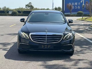 奔驰E级 E300L 2.0T 自动 时尚型改款 