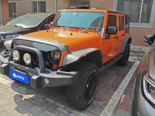 吉普牧马人 3.6L 自动 Sahara 