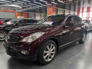 英菲尼迪QX50 2.5L 自动 优雅版 