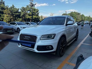 奥迪Q5 40TFSI 2.0T 自动 进取型 