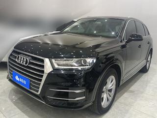 奥迪Q7 45 3.0T 自动 技术型 