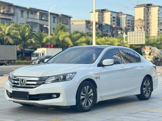 雅阁 2.0L 舒适版LX 