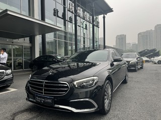 奔驰E级 E300L 豪华型 