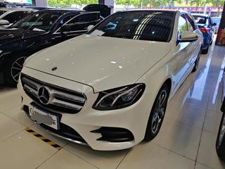 奔驰E级 E300L 2.0T 自动 运动豪华型 