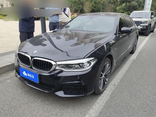 宝马5系 530Li 2.0T 自动 尊享型M运动套装 