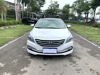 现代名图 1.8L 自动 尊贵型 