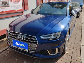 奥迪A4L 40TFSI 2.0T 自动 时尚型 